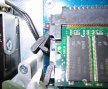 メモリ取り付け512MB